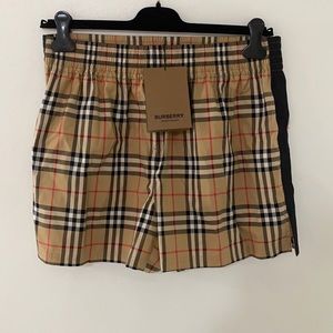 Burberry Women’s Short